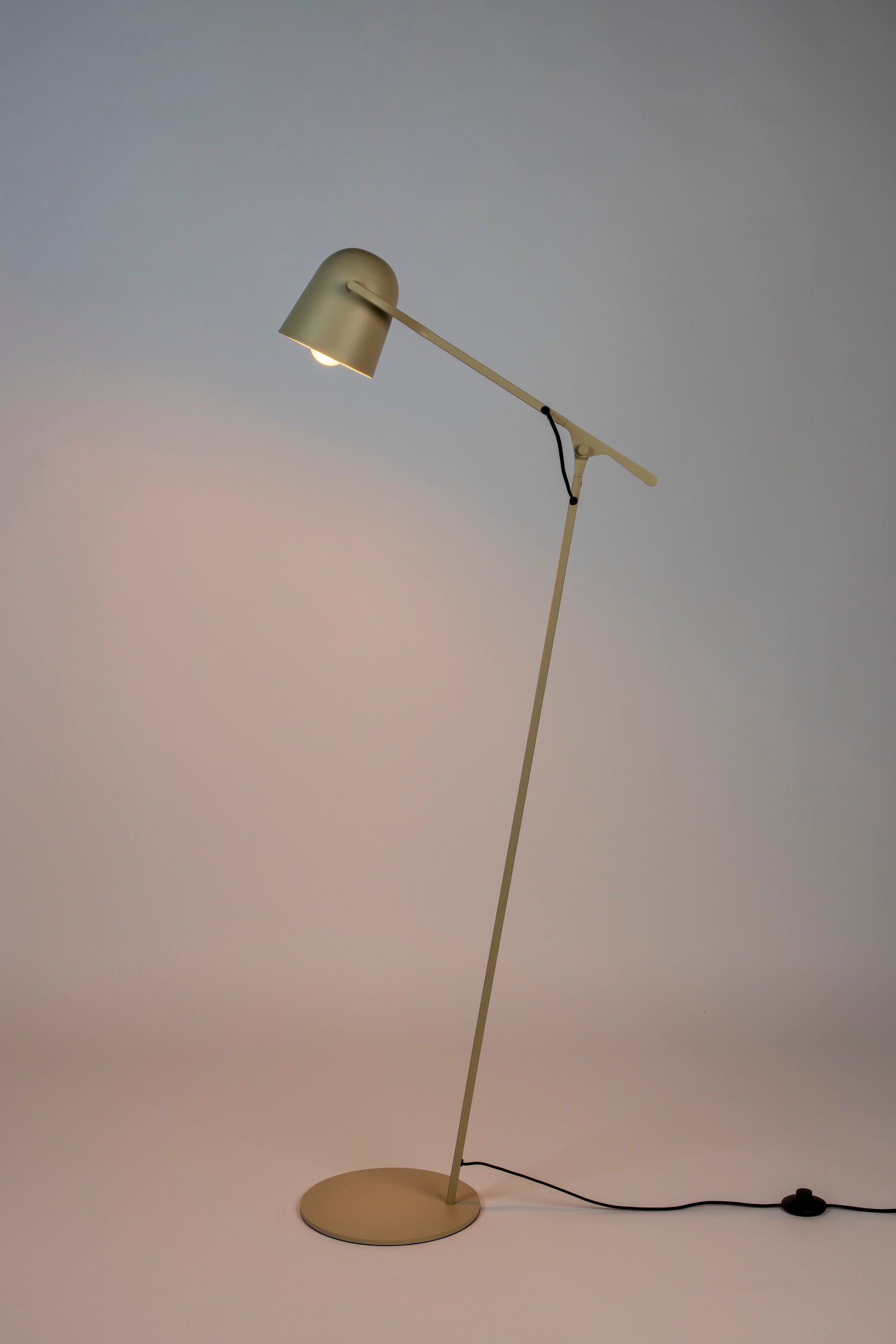 Zuiver Lau Brown Rice Floor Lamp